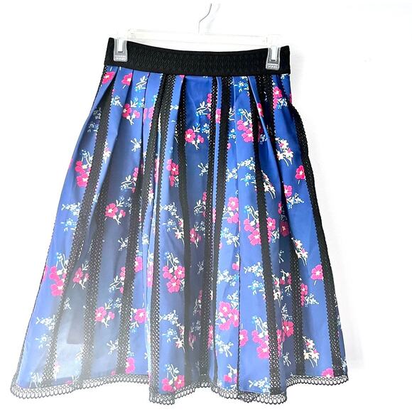 J.Peterman Dresses & Skirts - J.Peterman Embroidered Floral Pleated Lace Trim Midi Skirt Blue Women's Size 2